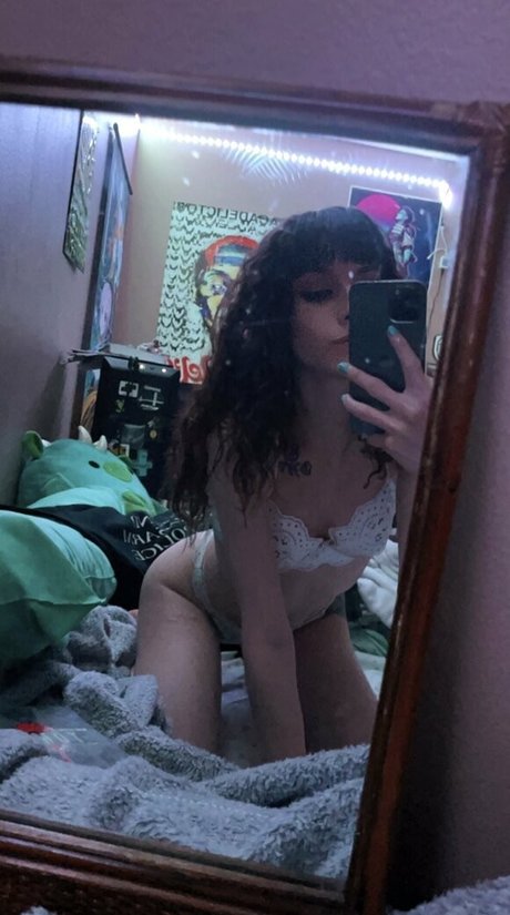 bel0vedbambi ヌードのポルノスター 画像