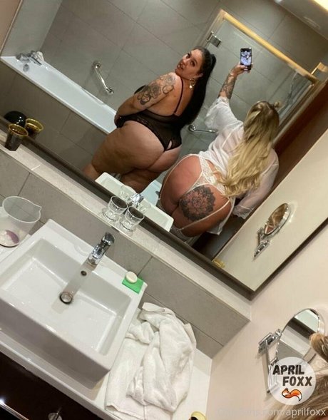 太ったお母さんオンリーファンズ ヌード 画像