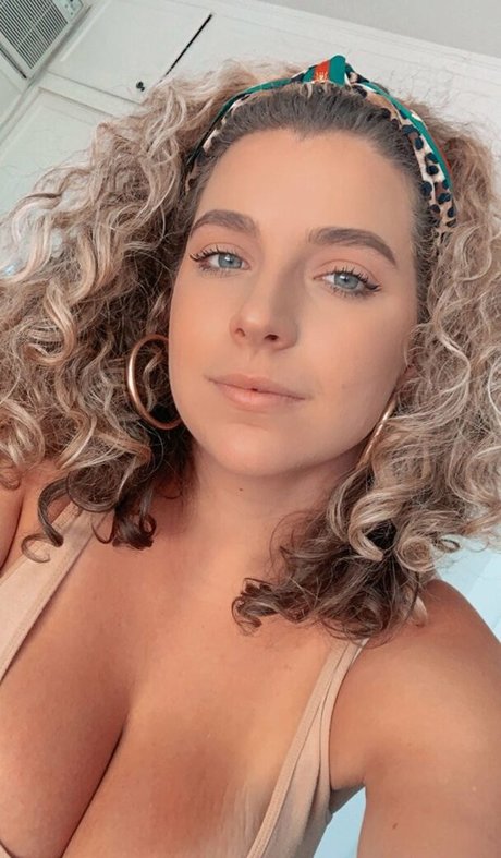 巨尻オンリーファン 無料エロ 写真