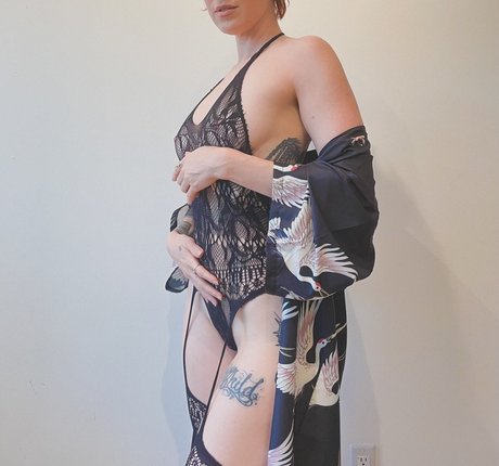 ゲイアナルオンリーファンズ 無料アダルト アーカイブ