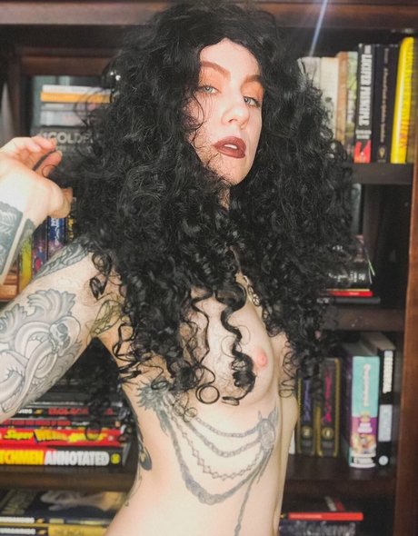 Comicbookgirl19 独占モデル 写真