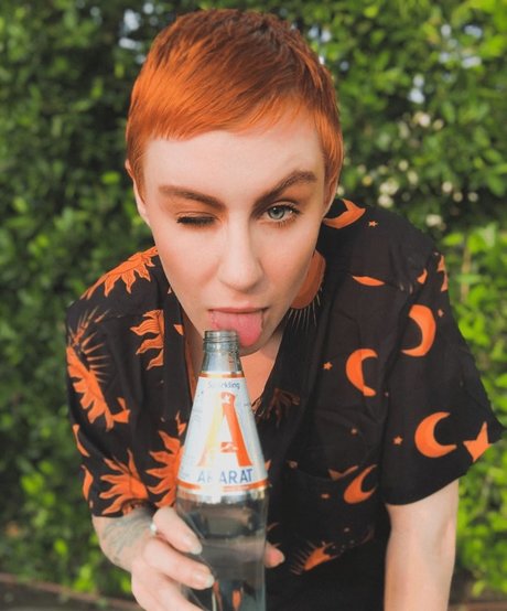 最もホットなティーンオンリーファン セックス 写真