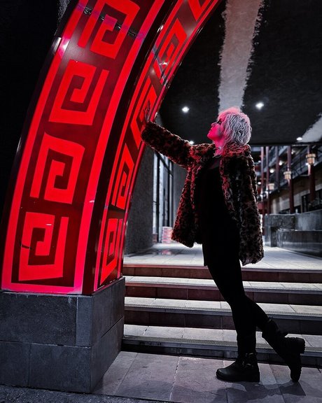 レズビアン乱交オンリーファンズ 無料 画像