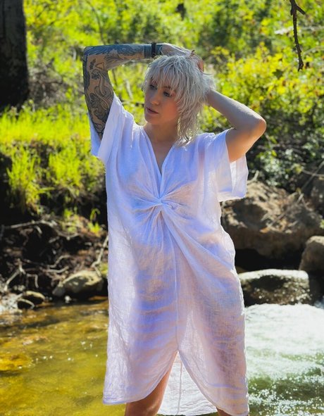 Comicbookgirl19 素敵なモデル ギャラリー