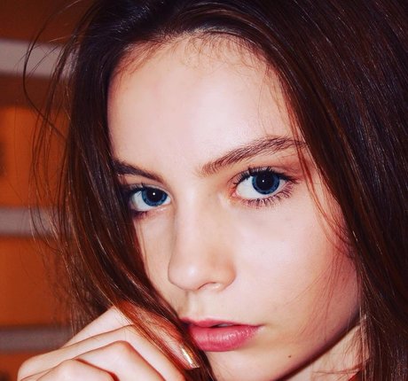 ティーンレズビアンオンリーファンズ 美しいxxx 写真