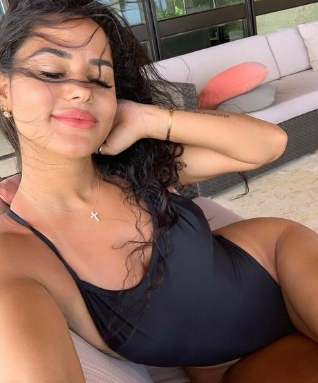 後背位オンリーファンズ 可愛い ギャラリー