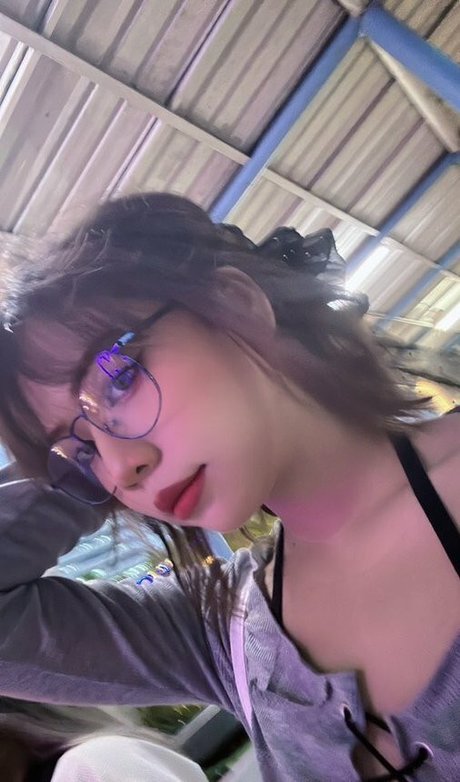 Risanomsyu セクシーなスター 写真