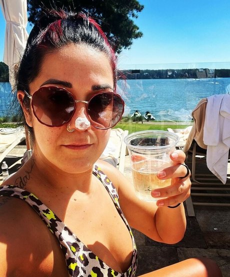 妻のアナルオンリーファンズ ホットヌード 写真