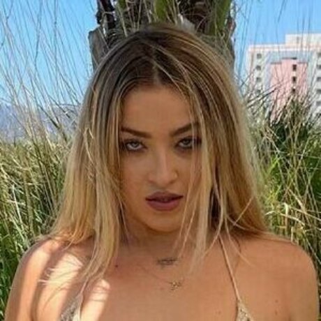 アジア人ニューハーフオンリーファンズ 裸 写真