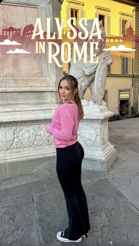 巨尻オンリーファン セクシーヌード 写真