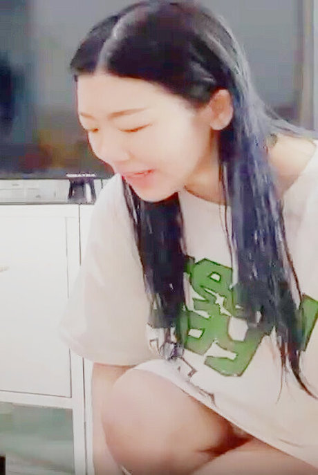 かわいいアナルオンリーファンズ ヌード 画像