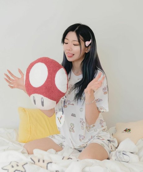 asmr 足 オンリーファンズ セクシーヌード 画像