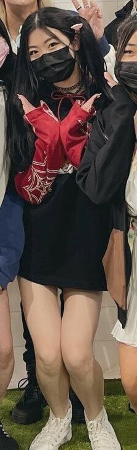 ポッグセルフィーオンリーファン アートポルノ 写真