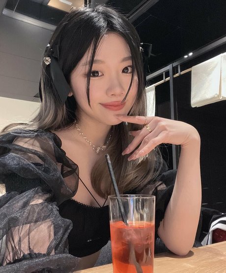 カーリーエボニーオンリーファンズ ベスト 写真