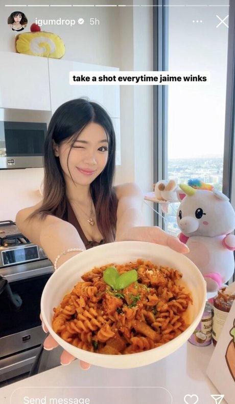 ポルノオンリーファンズ ポルノグラフィック 写真