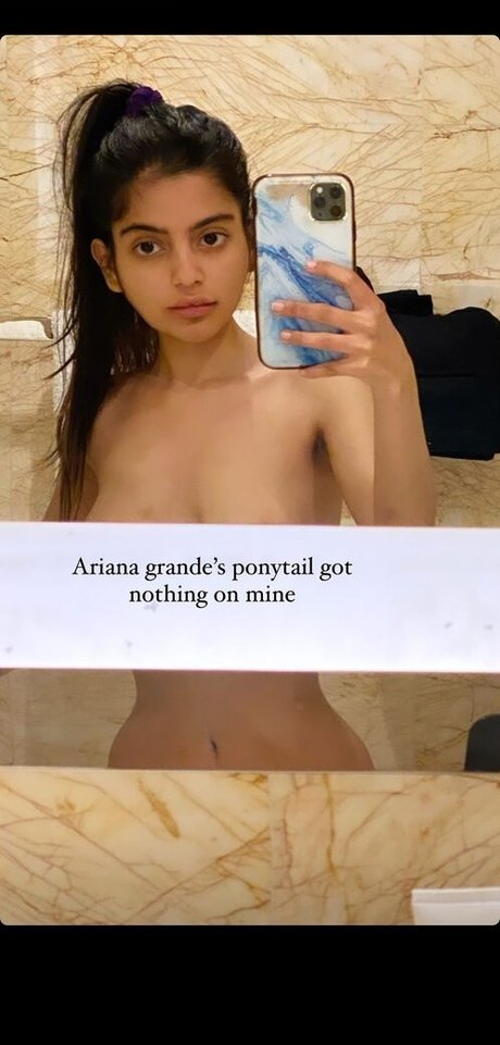 太った足のオンリーファンズ ヌード 写真