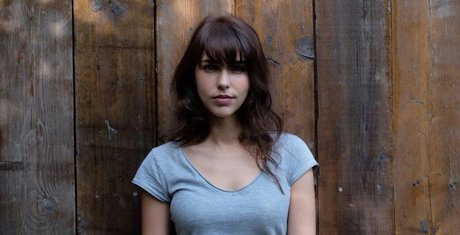 Stefanie Joosten アートモデル 画像