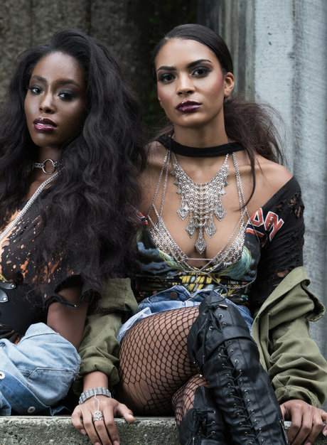 ヌード妻オンリーファンズ 無料 アーカイブ