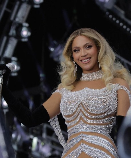 ssbbw オンリーファンズ アダルト ギャラリー