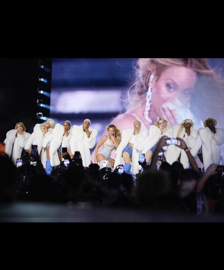 アナルを食べるオンリーファンズ エロ 写真