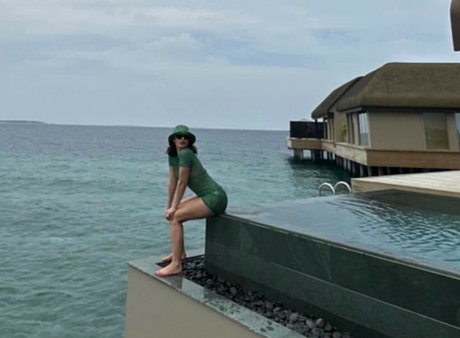 バン・オンリーファンズ セクシーヌード ギャラリー