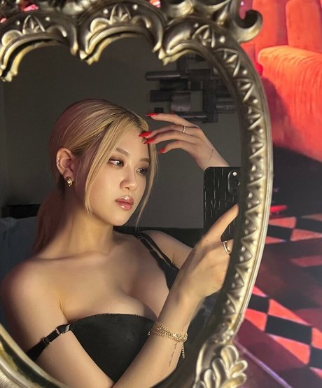 Allissa Shin セックス女優 ギャラリー