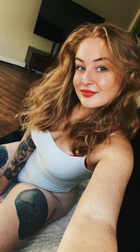 LittleRed x ポルノスター アダルト 画像