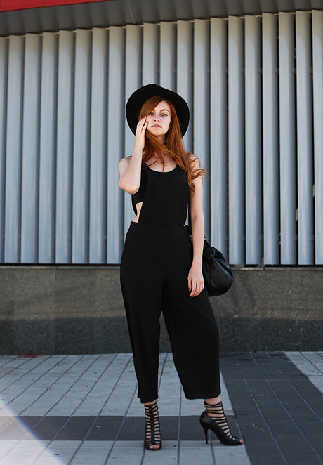 ぽっちゃりラテン系オンリーファンズ セクシーヌード 画像