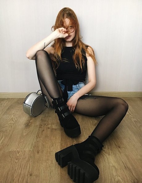 パンツを食い込ませるオンリーファンズ セクシーxxx ギャラリー