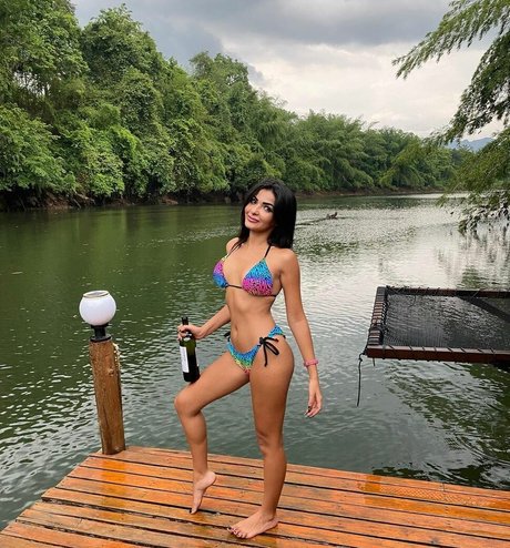 gigi glamorousxx ポルノスター セクシー ギャラリー