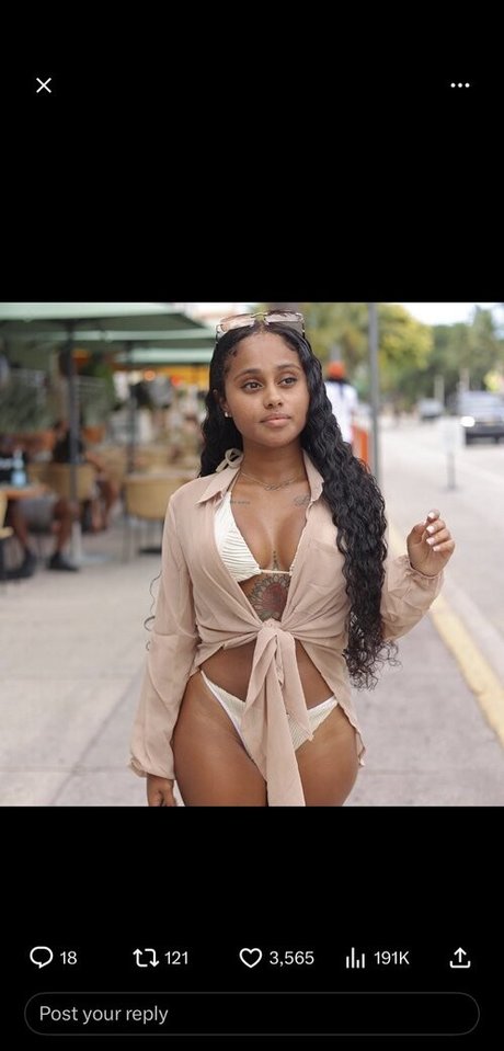 armaj b セクシー女優 写真