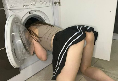 タンオンリーファン アダルト 写真