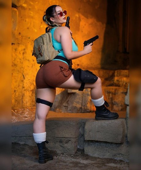 姉妹のオンリーファンズ セクシーヌード 写真