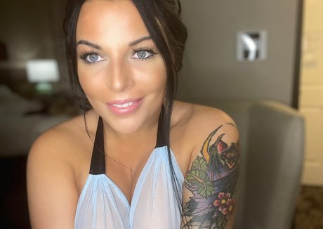 Alicia Costello ヌードのポルノスター 画像