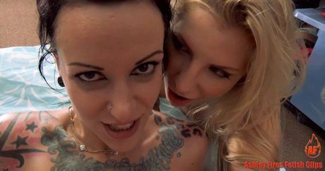 Ashley Fires アートスター 写真