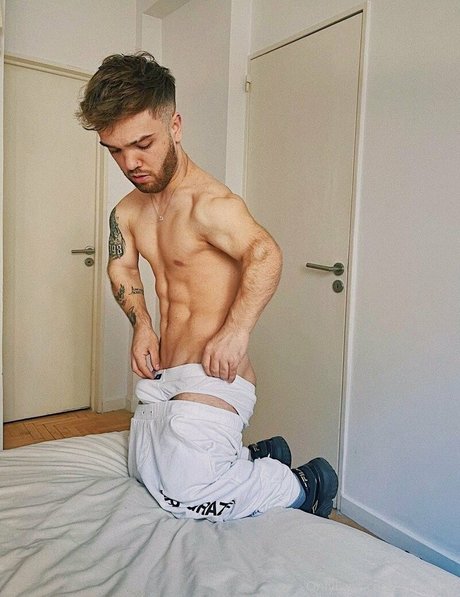 pekehottie エロティックなポルノスター 写真