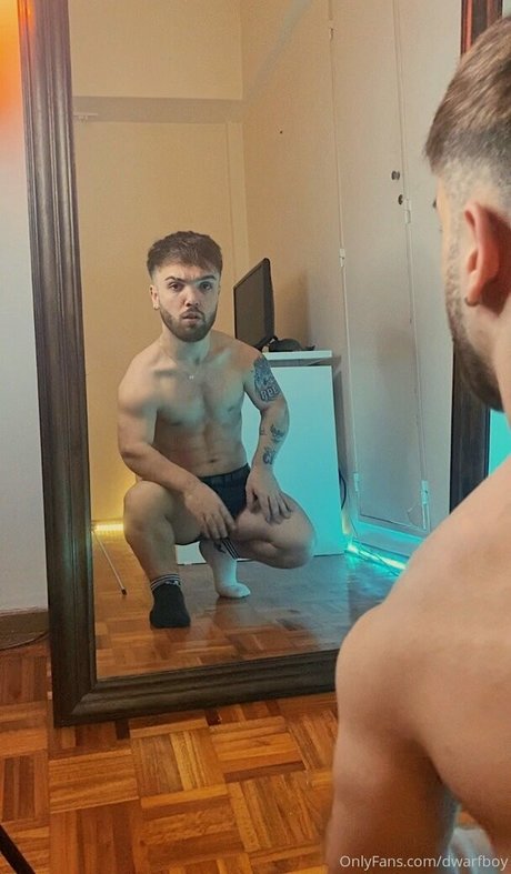 pekehottie ポルノモデル 画像