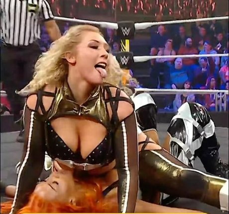 濃厚なヌードオンリーファンズ 美しいヌード 写真