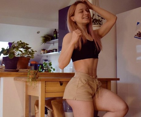 ビーチセックスオンリーファンズ ホットセックス 写真