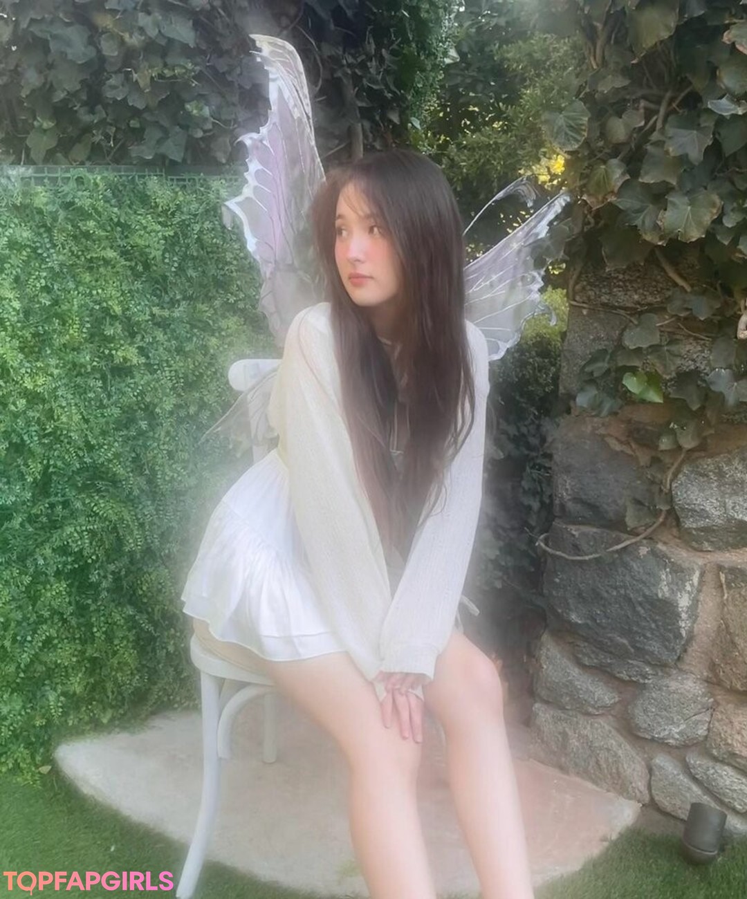 セクシーなブルネットのオンリーファンズ 無料エロ 画像