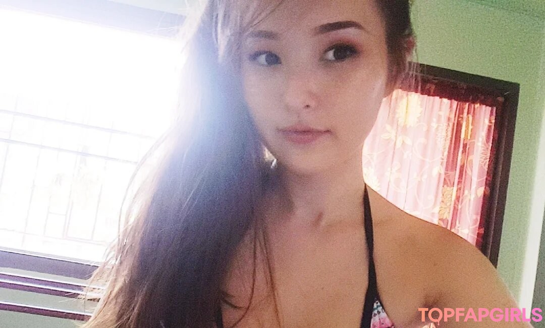 レズビアン乱交オンリーファンズ 無料裸 ギャラリー