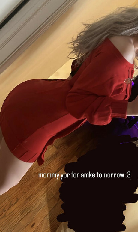 Uzileks 美しいポルノスター 画像