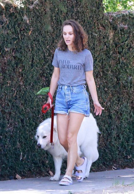 金髪の顔射オンリーファンズ エロチック 画像