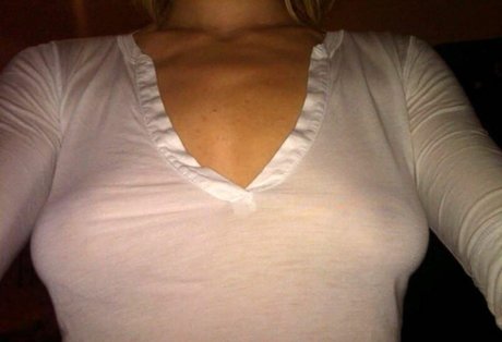 熟女アナルオンリーファンズ ホットヌード 写真