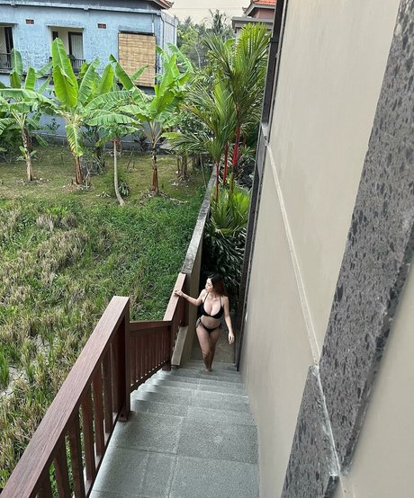 日本の熟女オンリーファンズ ホット裸 画像