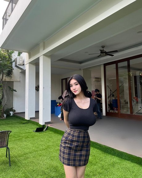 熟女オナニーオンリーファンズ 裸 写真