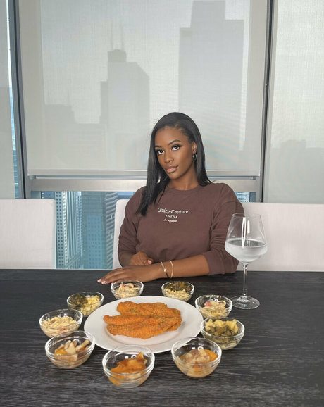 アナルファックオンリーファンズ ホットヌード 写真