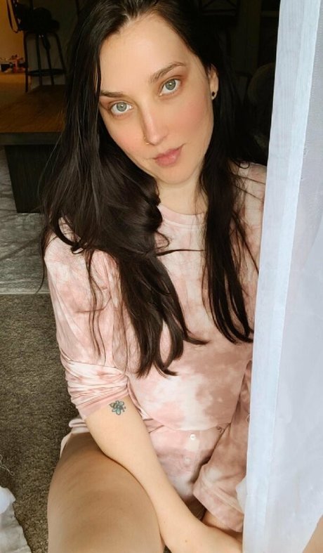 ojeniferann 無料モデル 写真