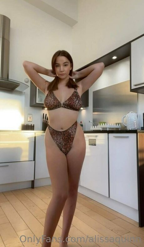 alissaquinn HDポルノスター 写真
