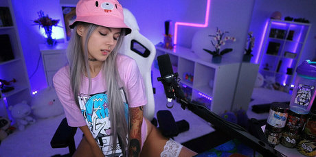 stasiaofficial ポルノモデル 写真